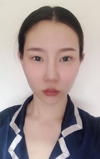 刘乙萱.jpg