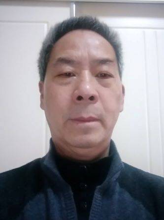 甘秉祥.jpg