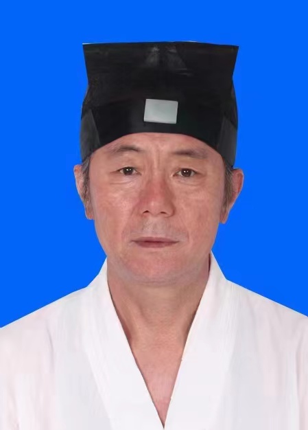 徐洪双.jpg