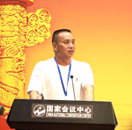 李学哲1.png