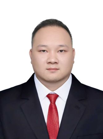 刘清华龙川副院长.jpg 刘清华龙川副院长.jpg